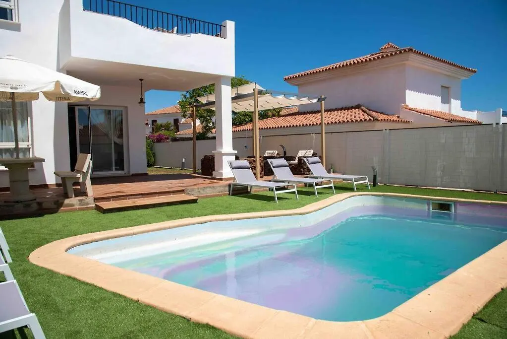 Cosy Villa With Private Pool Fuengirola