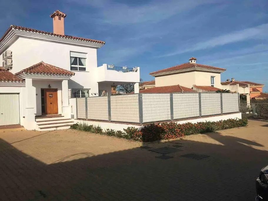 Cosy Villa With Private Pool Fuengirola